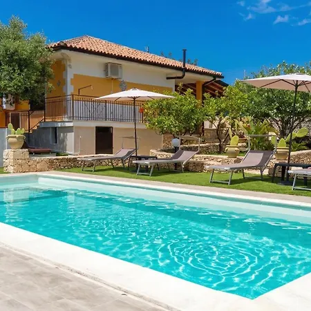 Elara Villa
