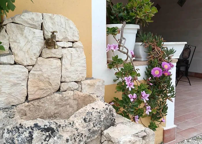 Elara * Canicattini Bagni